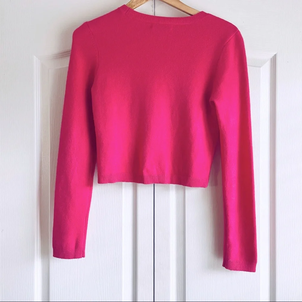 Alice + Olivia Ciara Long-Sleeve Cropped Sweater - Picture 6 of 8